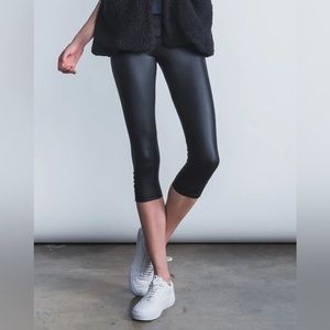 Garbe Luxe Ruche Capri.  Black.  Size XS.  Excellent condition.